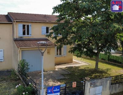 Maison - 86 m² - 5 pièces