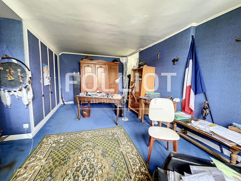 Maison - 230 m² - 10 pièces