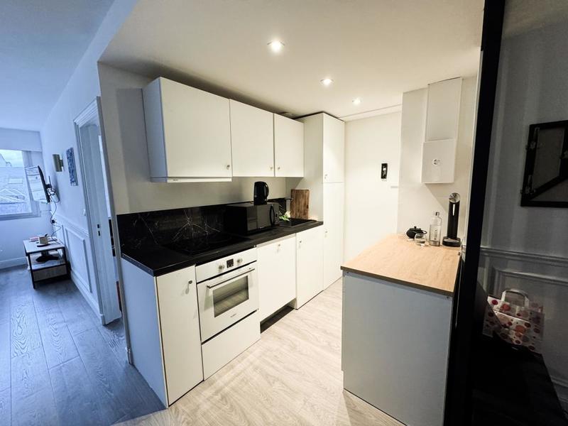 Appartement ancien - 70 m² - 3 pièces