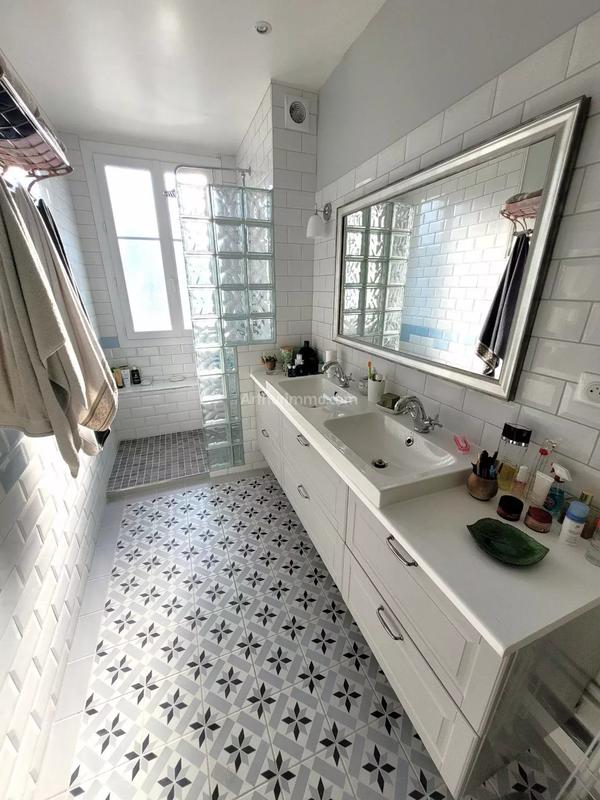 Appartement - 119 m² - 5 pièces