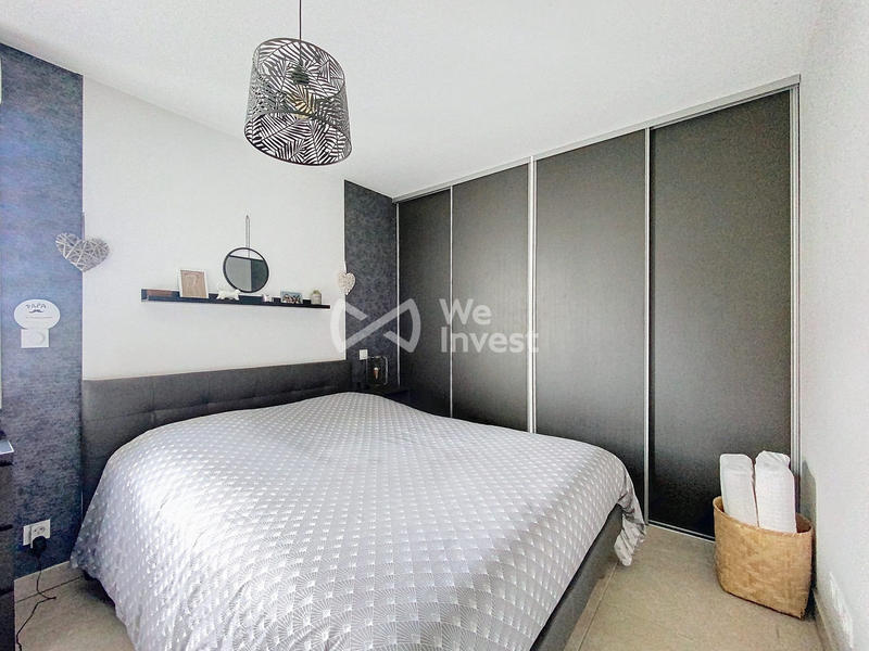 Appartement - 100 m² - 5 pièces