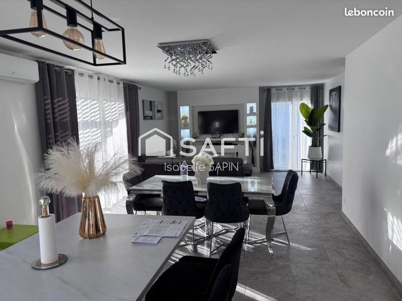 Maison - 108 m² - 4 pièces