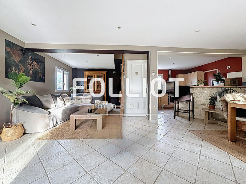 Maison - 90 m² - 4 pièces