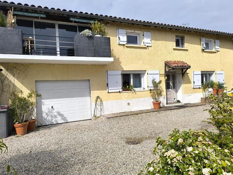 Maison - 169 m² - 6 pièces