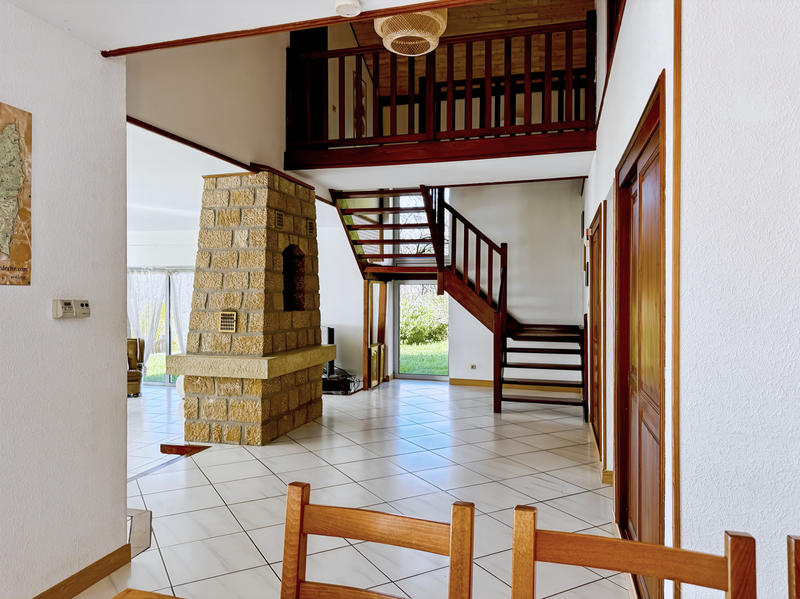 Propriété - 357 m² - 13 pièces