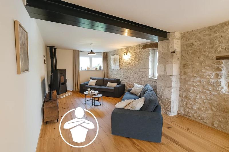 Maison - 186 m² - 6 pièces