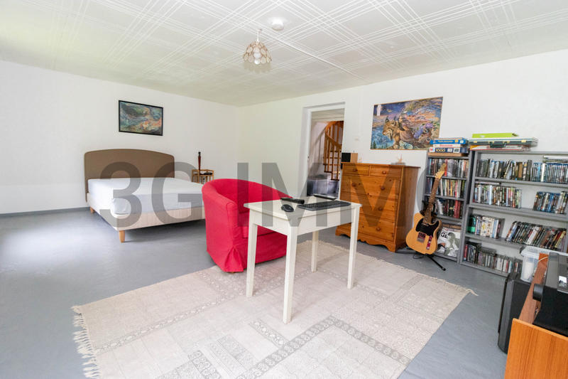 Maison - 163 m² - 6 pièces