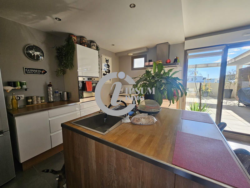 Appartement - 87 m² - 3 pièces