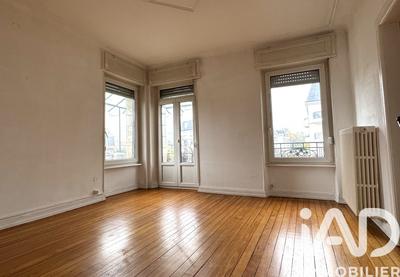 Appartement - 80 m² - 3 pièces