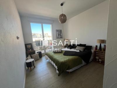 Appartement - 90 m² - 5 pièces