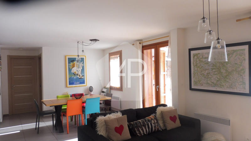 Appartement - 91 m² - 4 pièces