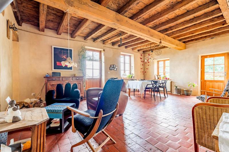 Maison en pierre - 176 m² - 6 pièces