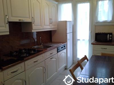 Chambre - 15 m² - 1 pièce