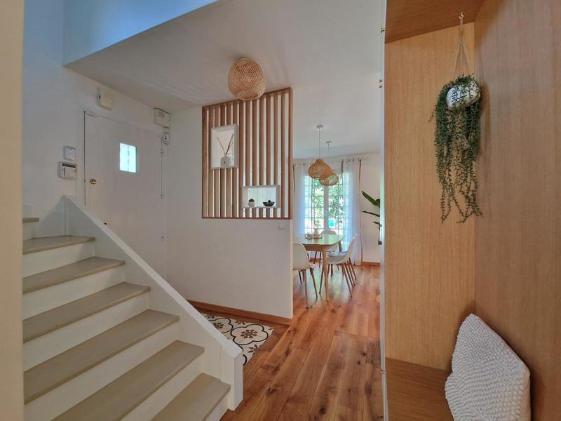 Pavillon - 188 m² - 7 pièces