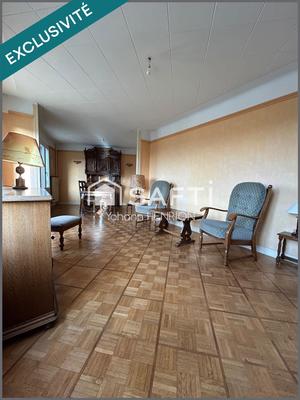 Appartement - 90 m² - 4 pièces