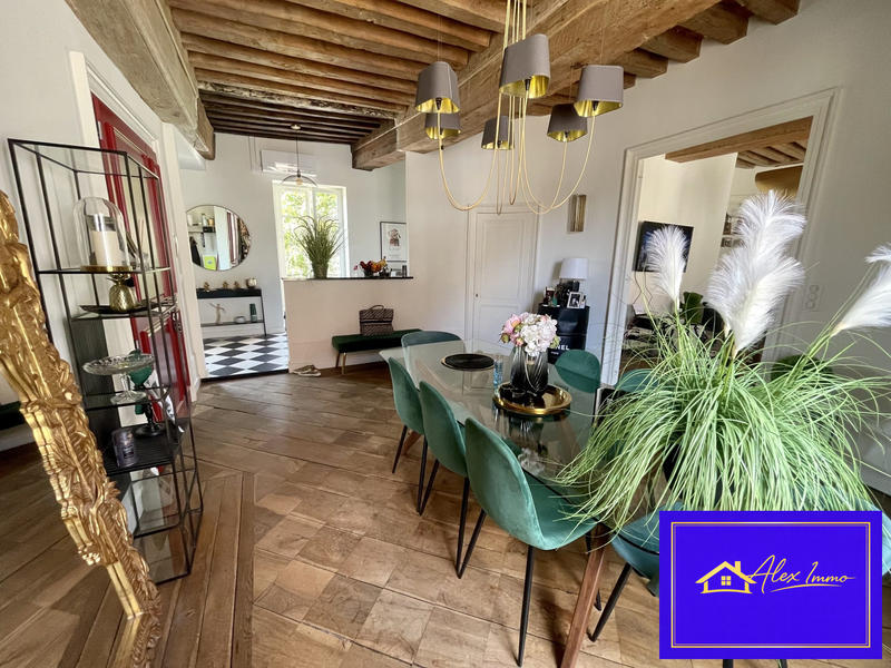 Appartement - 147 m² - 7 pièces