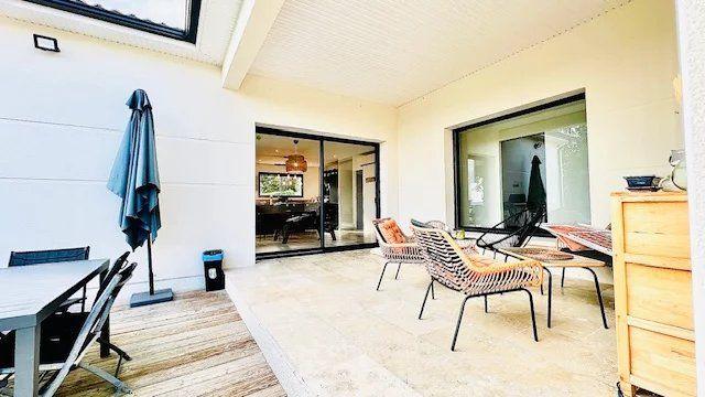 Maison - 146 m² - 7 pièces