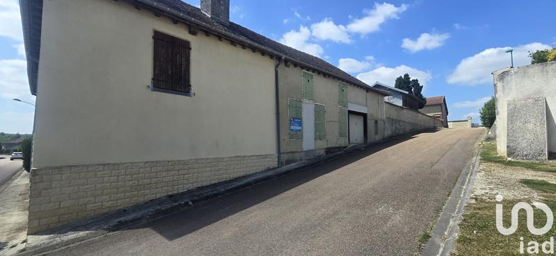 Maison - 323 m² - 8 pièces