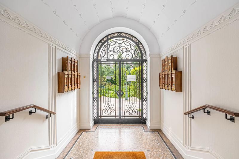 Appartement - 102 m² - 4 pièces