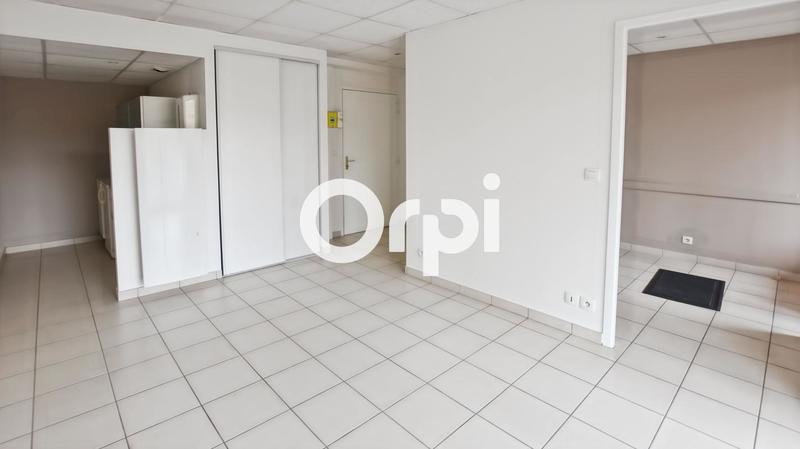 Local commercial - 27 m² - 2 pièces