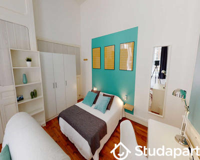 Chambre - 90 m² - 1 pièce