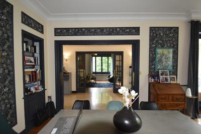 Maison - 307 m² - 10 pièces