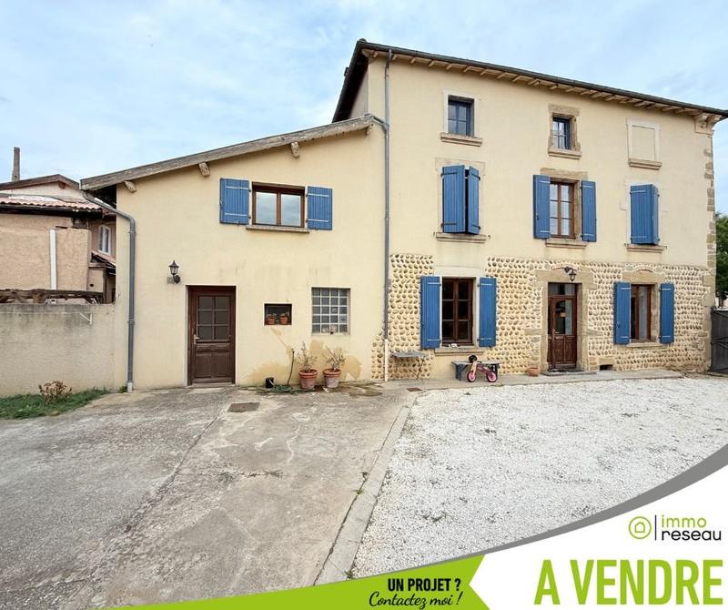 Maison - 185 m² - 6 pièces