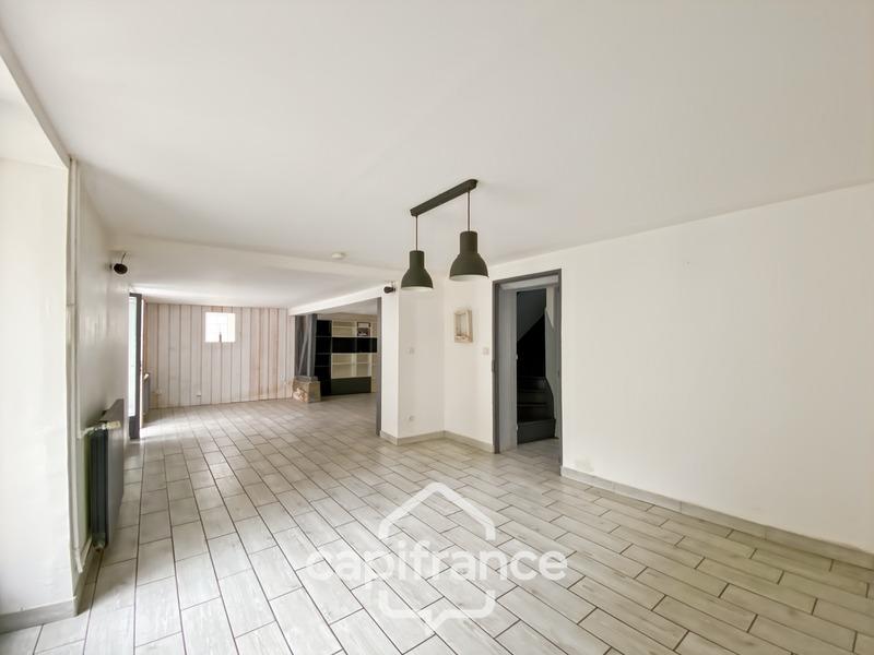 Maison - 163 m² - 6 pièces