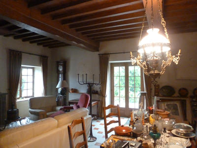 Maison - 336 m² - 8 pièces