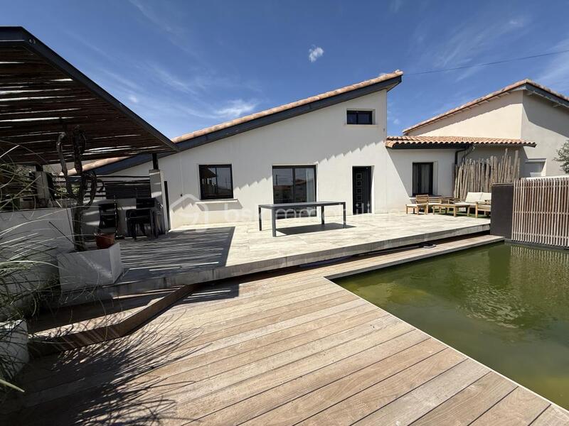 Villa - 90 m² - 4 pièces