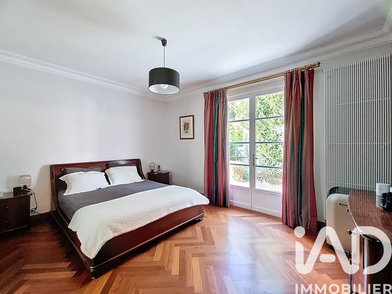 Maison - 190 m² - 6 pièces