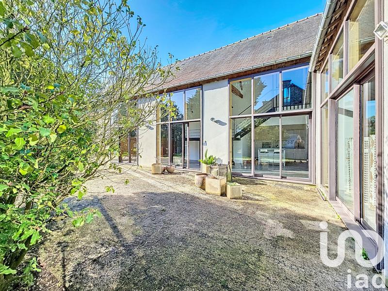 Maison - 277 m² - 8 pièces