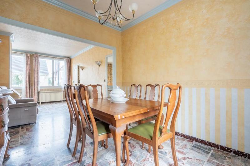 Maison - 128 m² - 7 pièces