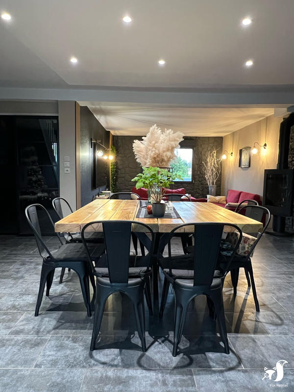 Maison - 198 m² - 7 pièces