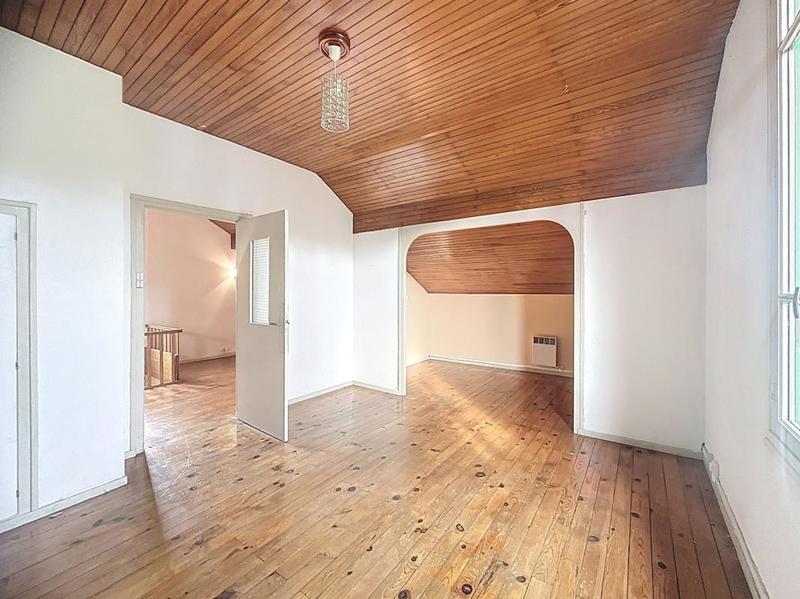 Maison - 97 m² - 4 pièces