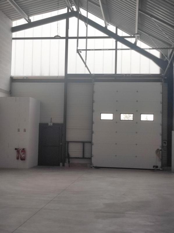 Entrepôt - 163 m² - 1 pièce