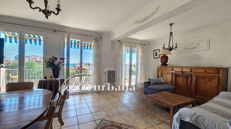 Appartement - 80 m² - 5 pièces