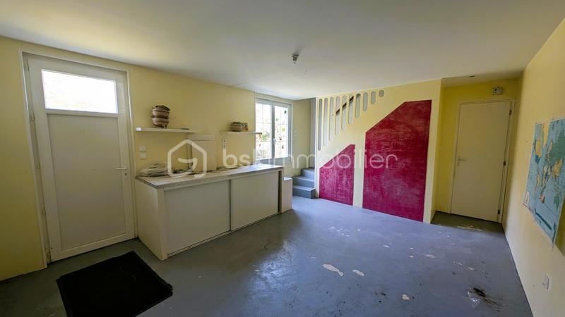 Pavillon - 140 m² - 5 pièces