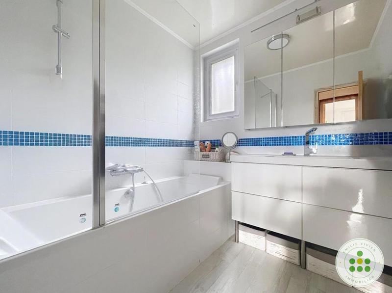 Maison - 87 m² - 5 pièces