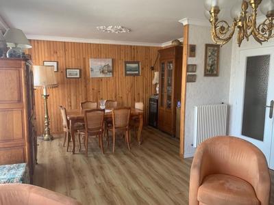 Appartement - 89 m² - 5 pièces