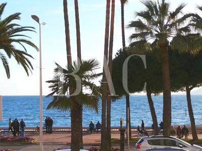 Appartement - 100 m² - 4 pièces