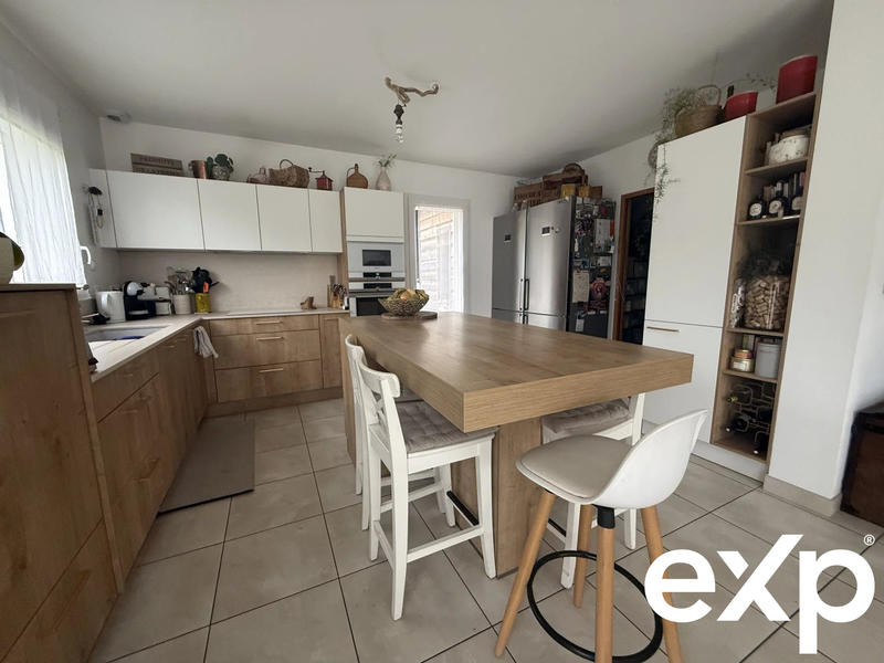 Maison - 156 m² - 7 pièces