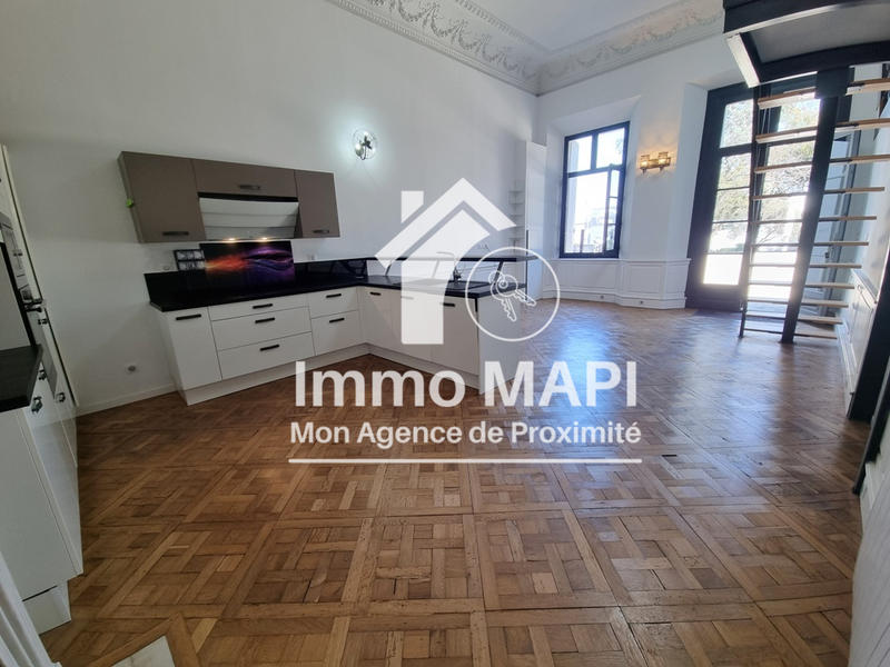 Appartement - 85 m² - 3 pièces