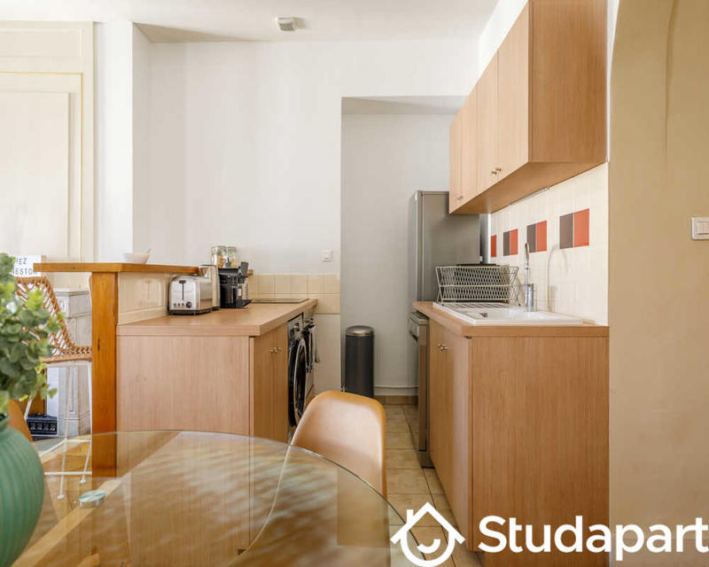 Chambre - 120 m² - 1 pièce