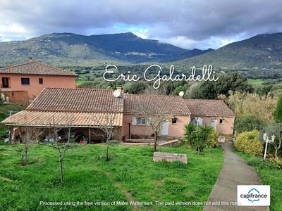 Maison - 105 m² - 6 pièces