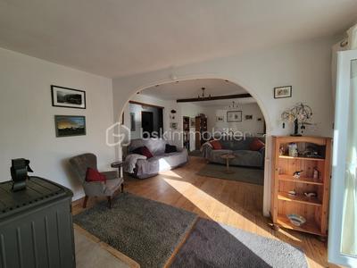 Maison traditionnelle - 127 m² - 5 pièces