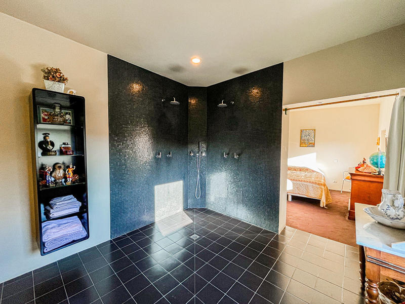 Maison - 264 m² - 5 pièces