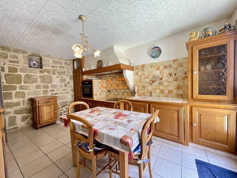 Maison de village - 80 m² - 3 pièces