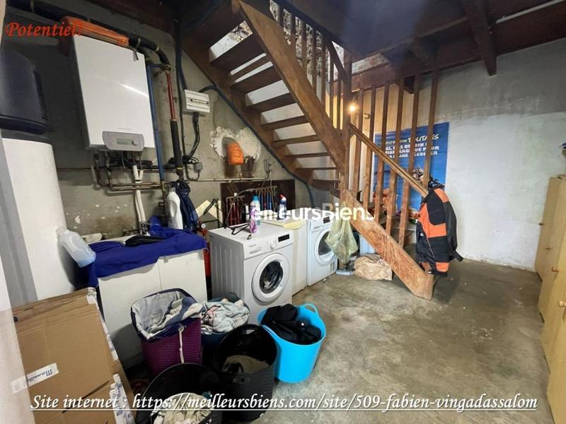 Propriété - 195 m² - 8 pièces