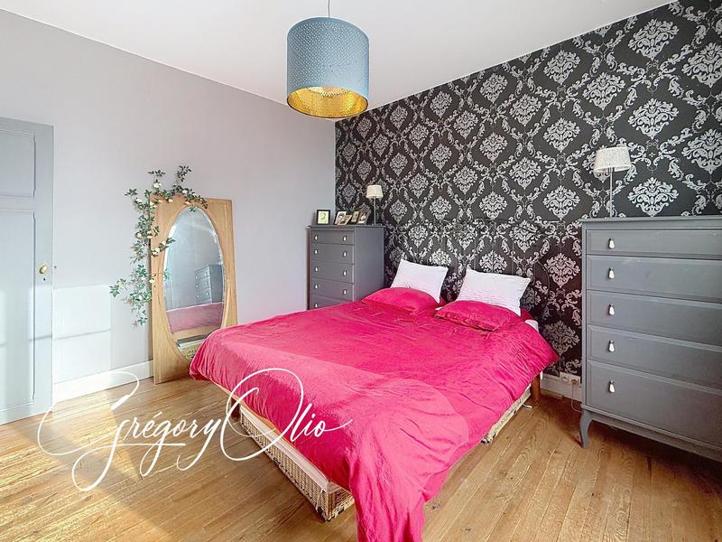 Maison - 91 m² - 5 pièces